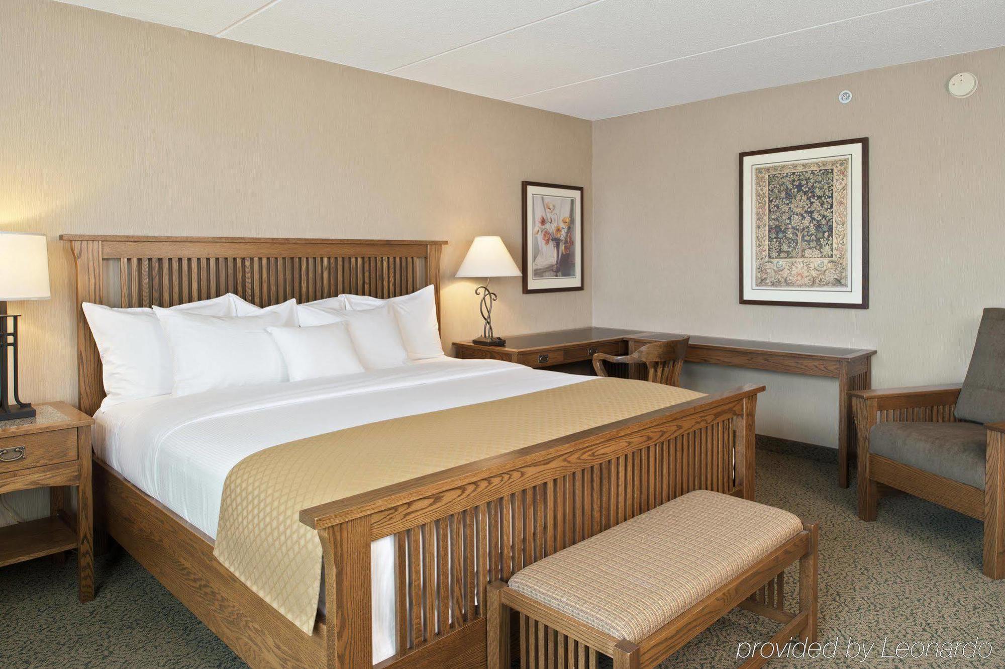 Doubletree By Hilton Libertyville-Манделей Номер фото