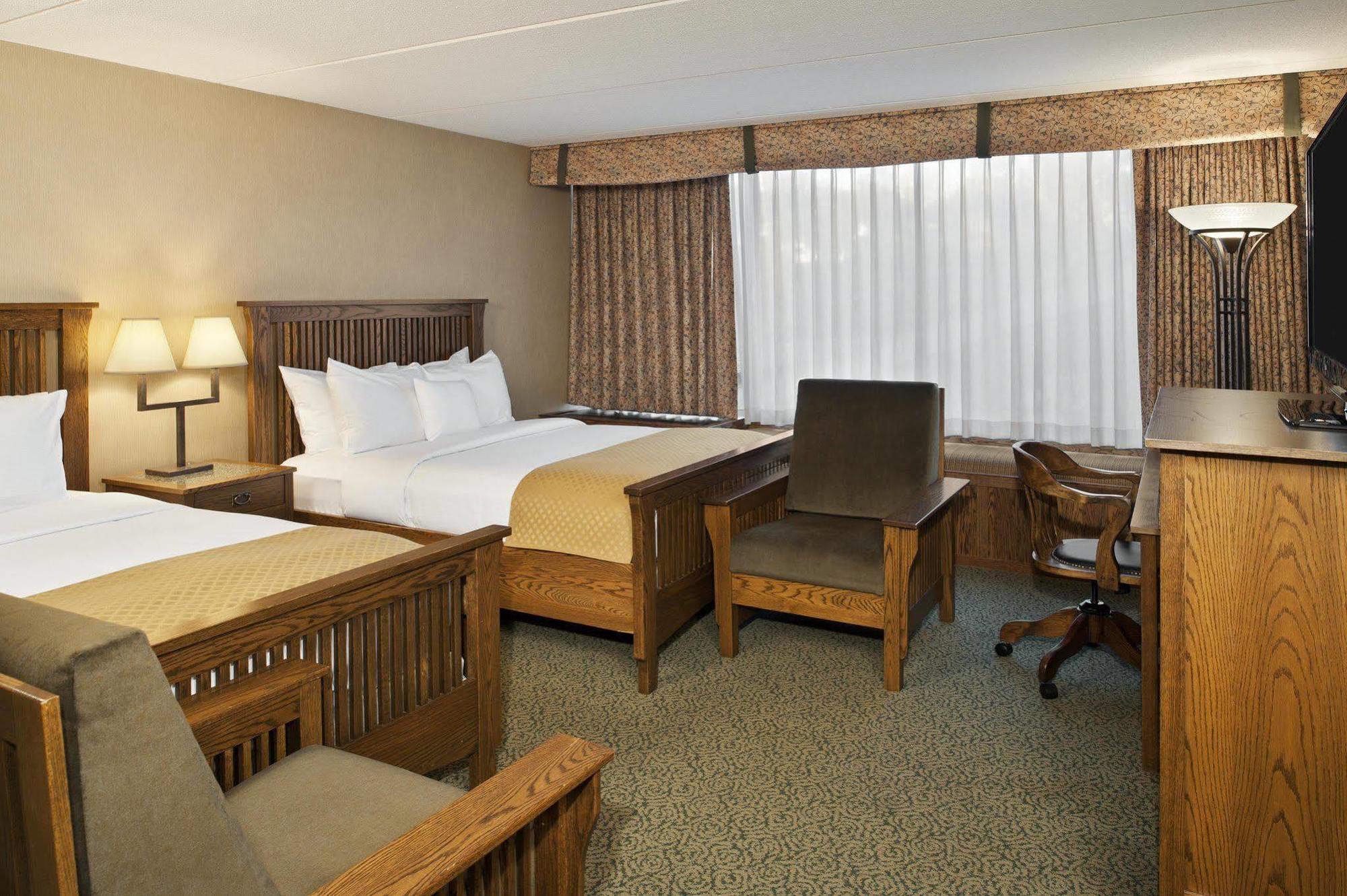 Doubletree By Hilton Libertyville-Манделей Номер фото
